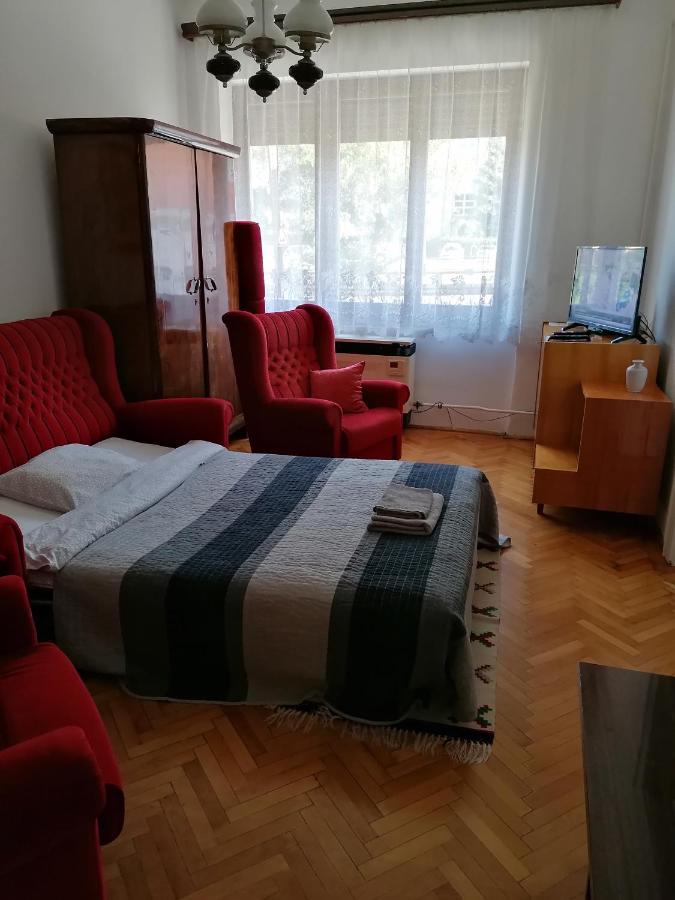 Szatmari Apartman Miskolc Exterior photo