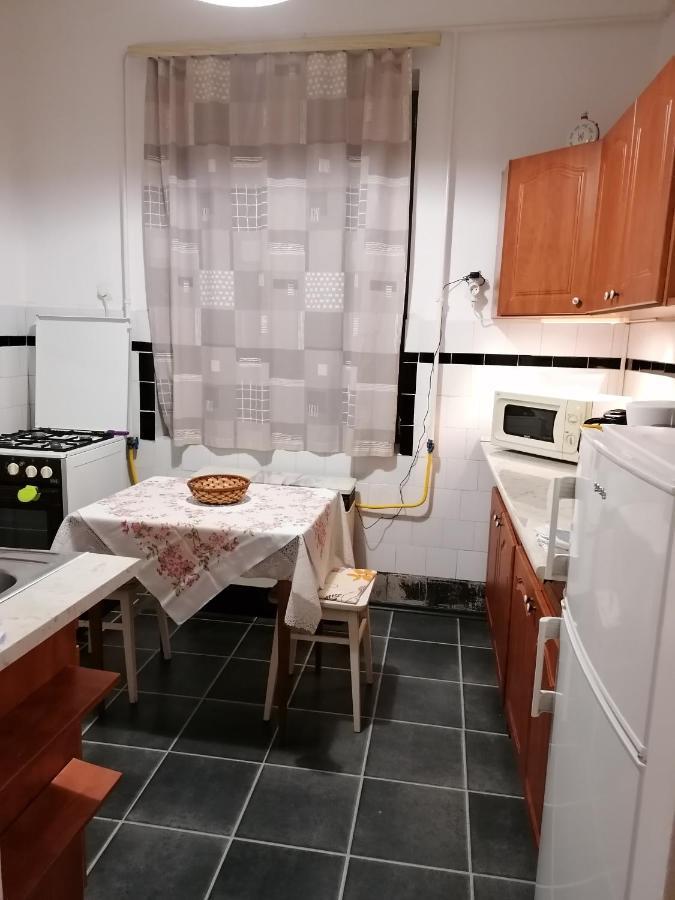 Szatmari Apartman Miskolc Exterior photo